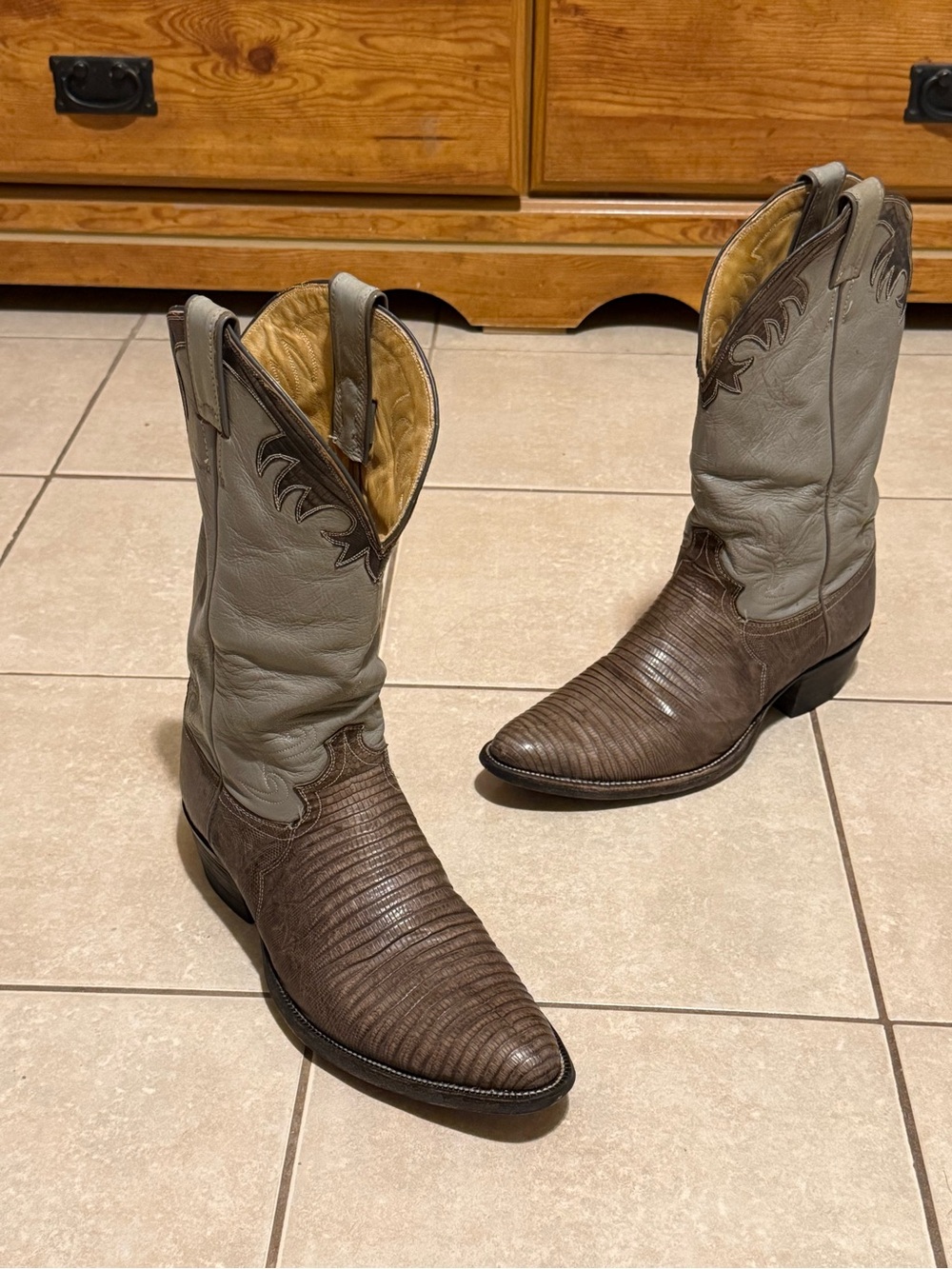 Vintage 1970 's Mens Justin
Exotic Leather Lizard Cowboy Boots 10D Style 4531 - Picture 10 of 12
